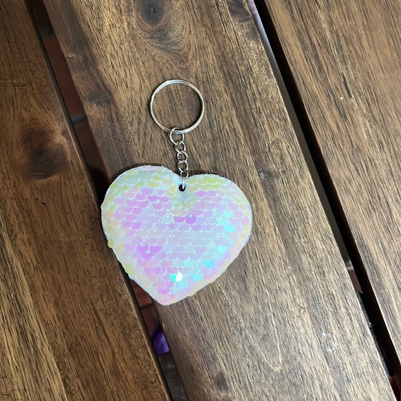 Heart Key Chain NIP - Picture 1 of 2